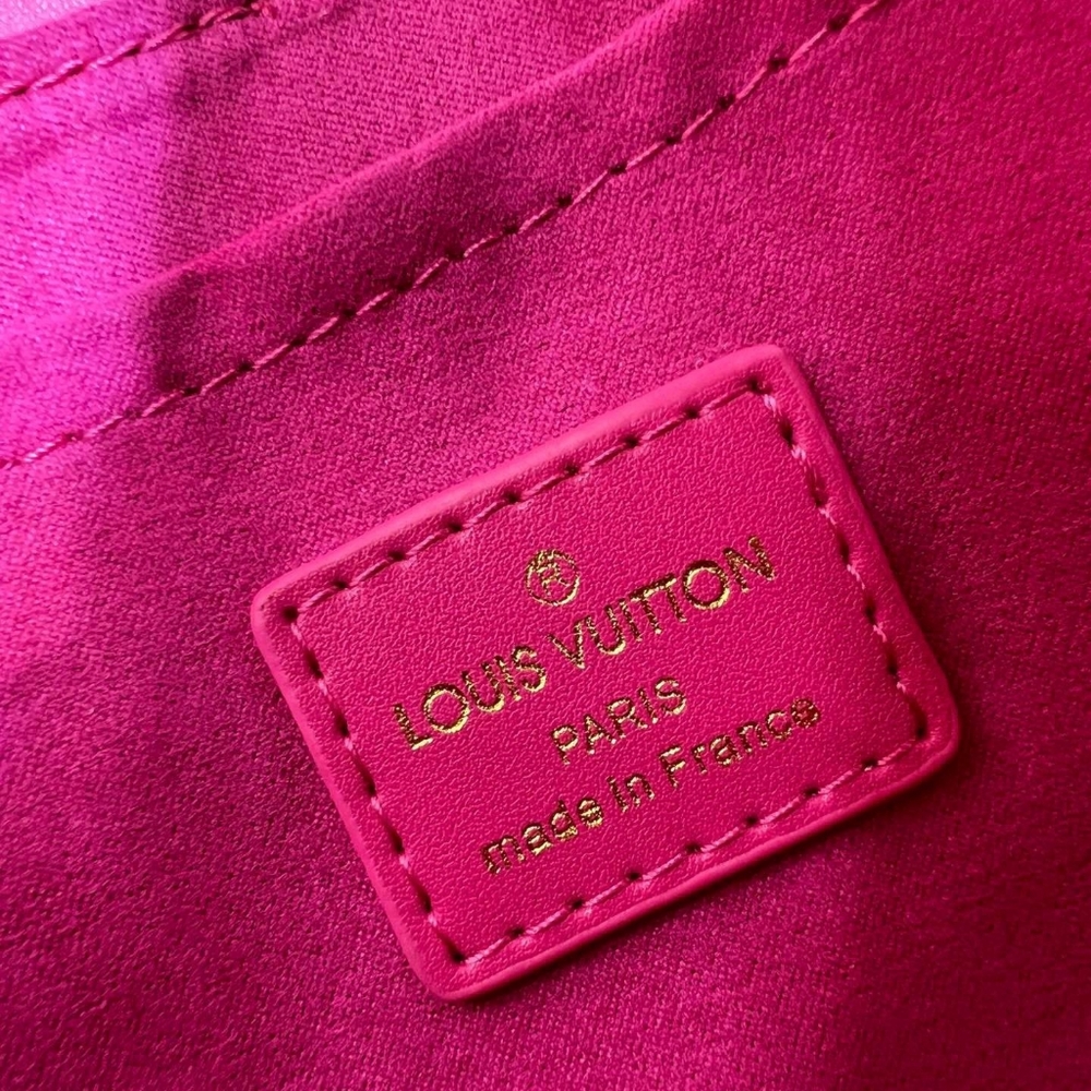 <AUTHENTIC>Louis Vuitton bag - image 2